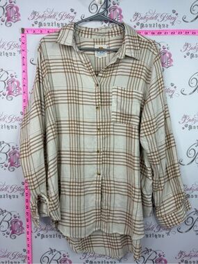 C&C California Cream and Tan Plaid Button-Down Shirt